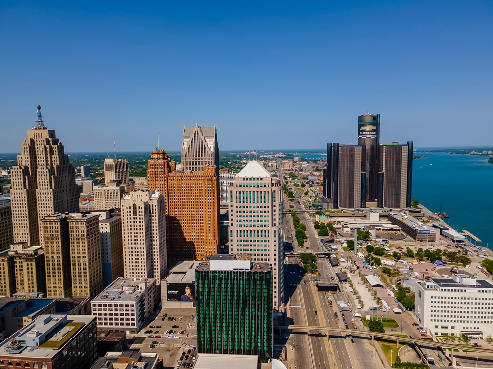 May,31,,2023-detroit,,Mi:,The,Streets,Of,Downtown,Detroit,Plays